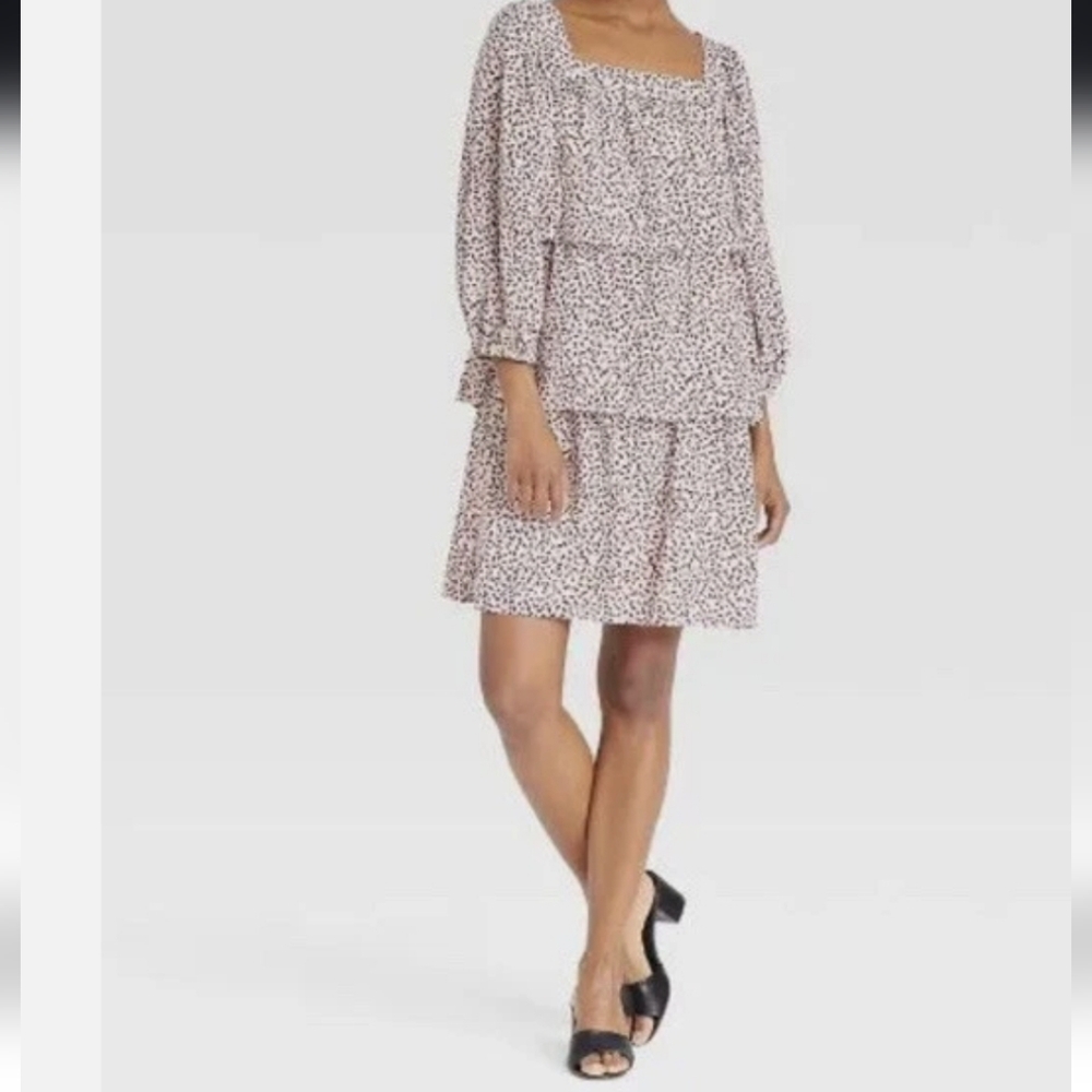 WHO WHAT WEAR Tiered Prairie Dress. Medium